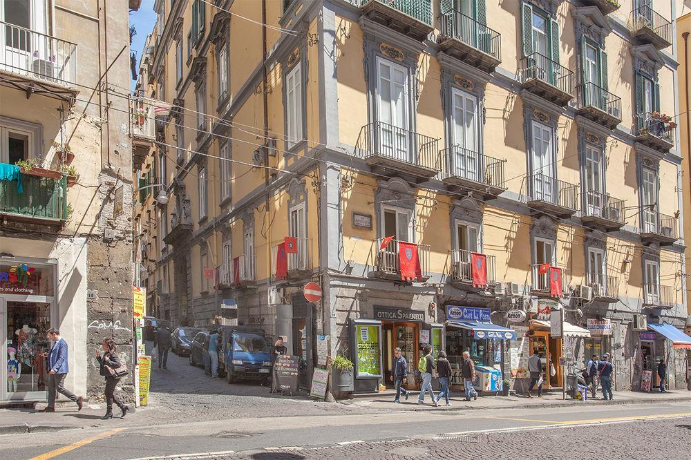 B&B L'Alloggio Dei Vassalli Nápoles Exterior foto