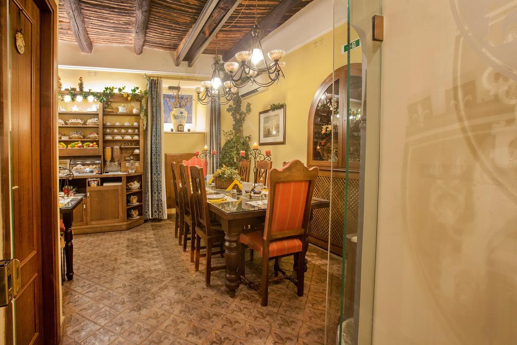 B&B L'Alloggio Dei Vassalli Nápoles Exterior foto